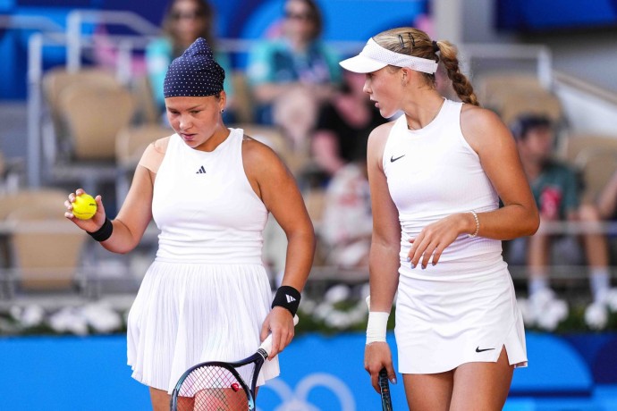 Андреева и Шнайдер лишились шансов на выход в плей-офф Итогового турнира WTA Андреева и Шнайдер лишились шансов на выход в плей-офф Итогового турнира WTA