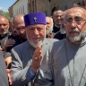 Суд в Еереване арестовал архиепископа Аджапахян на два месяца