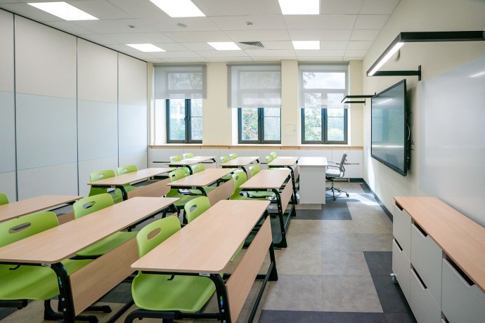 Сергей Собянин рассказал о реконструкции здания школы с 90-летней историей Сергей Собянин рассказал о реконструкции здания школы с 90-летней историей