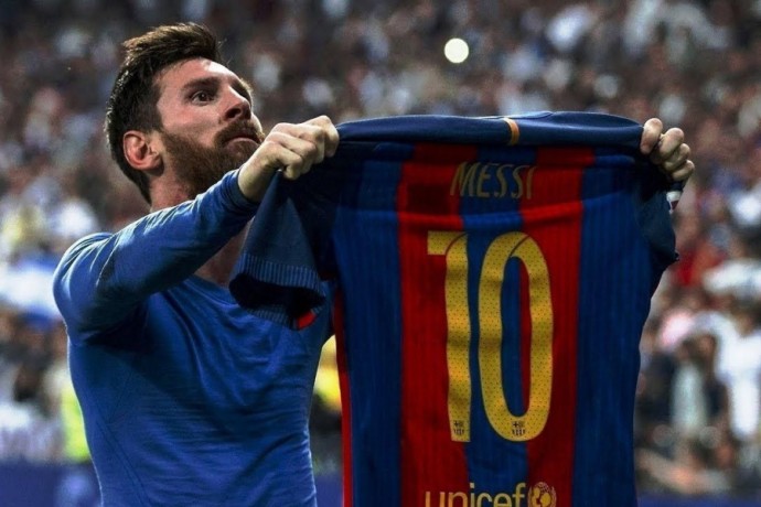 Месси: "Я бы с удовольствием провёл в "Барселоне" всю свою карьеру" Месси: "Я бы с удовольствием провёл в "Барселоне" всю свою карьеру"