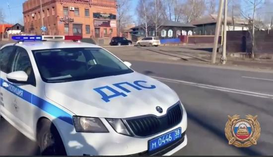 Второклассник в Нижнеудинске перебегал дорогу и попал в реанимацию
