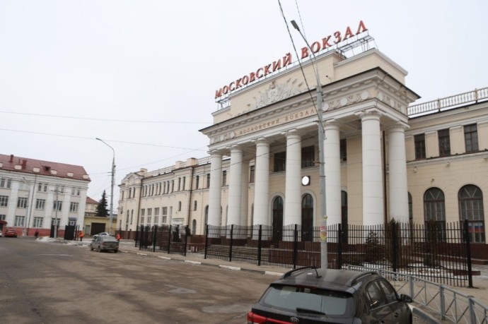 Туристка пожаловалась на неблагоустроенность Московского вокзала для туристов и местных жителей