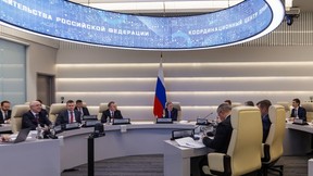 Виталий Савельев провёл совещание по развитию пунктов пропуска через государственную границу Российской Федерации