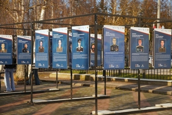 Владимирская область принимает передвижную фотовыставку «Про Героев»