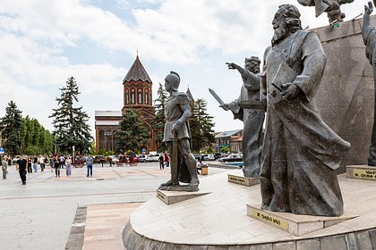 Мэру города в Армении предъявили обвинение за слова о союзе с Россией Мэру города в Армении предъявили обвинение за слова о союзе с Россией