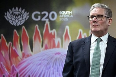 Британского премьер-министра назвали поджигателем войны