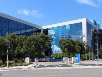 От банкротства к триллионам — всё повторяется? Как Microsoft спасла Apple и почему это похоже на историю Intel
