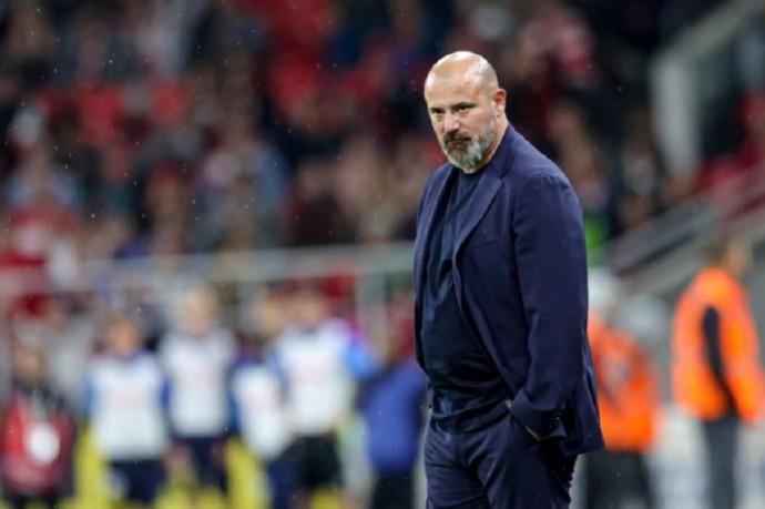 Угальде отреагировал на слухи про отставку Станковича из "Спартака" Угальде отреагировал на слухи про отставку Станковича из "Спартака"