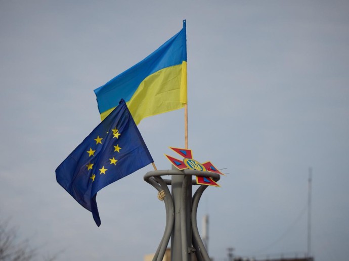 ЕС согласовал выделение 150 млрд евро на закупки оружия для Украины