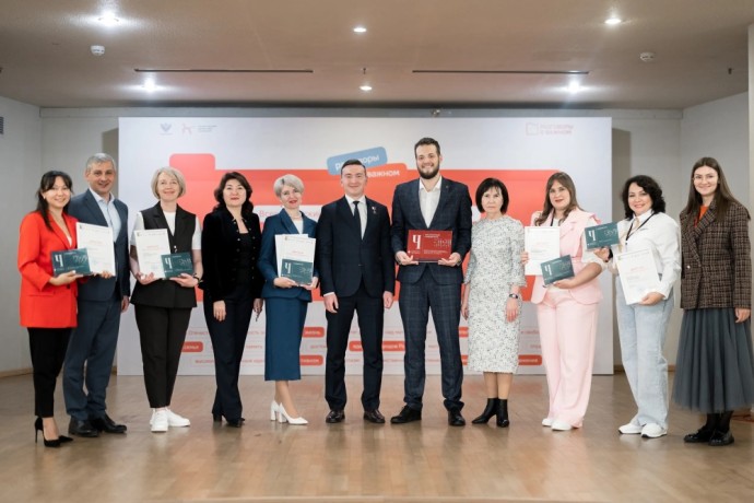 Педагог-организатор из Красноярска стал абсолютным победителем Всероссийского конкурса «Воспитать человека»