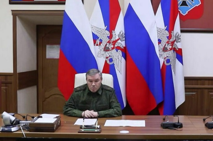 Герасимов заявил, что Россия продолжит спецоперацию Герасимов заявил, что Россия продолжит спецоперацию