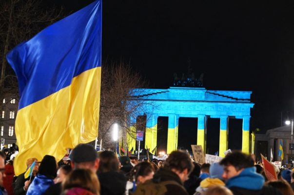 «Работайте или воюйте!» — политики ХСС против льгот для украинцев