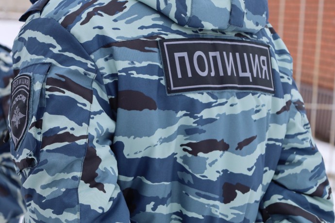 Полицейские отобрали у костромича гитару