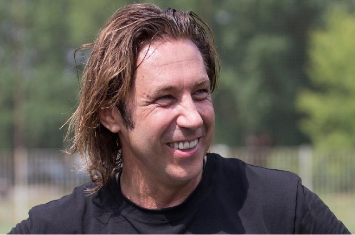 Мостовой высказался об уровне нынешних экспертов: "До ворот добить не могут"