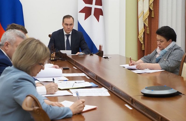 На совещании у Главы Мордовии эксперты предложили усилить демографическую направленность семейной ипотеки