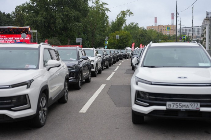 На Садовом кольце прошел первый в истории транспортный электрофестиваль