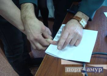 В Приамурье 18-летний рецидивист попался на конопле В Приамурье 18-летний рецидивист попался на конопле