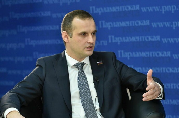 Депутат Леонов призвал отключать от маркетплейсов продавцов опасных товаров