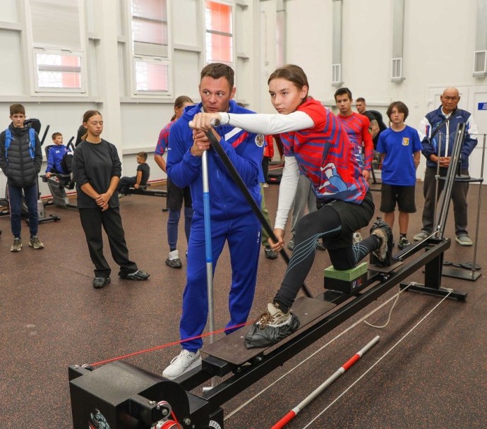 Иван Штыль и «Восточный Порт» провели зарядку во Врангеле