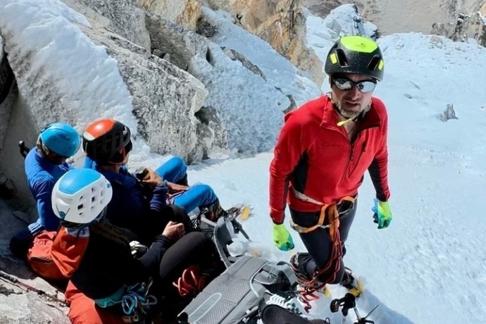 Ленинградский альпинист покорил вершину горы Манаслу в Непале