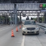 В Уфе «Мерседес» сбил шлагбаум вместе с камерой видеонаблюдения