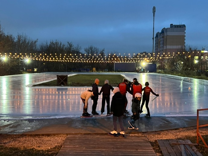 Первый в области открытый каток начинает работу в Туле