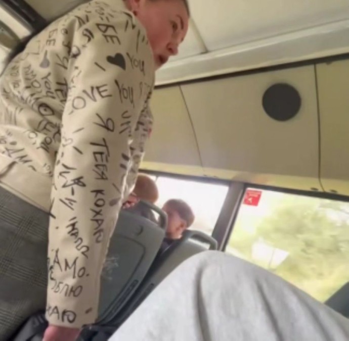 Ударил девочку: в Приморье агрессивного мужчину накажут за рукоприкладство в автобусе Ударил девочку: в Приморье агрессивного мужчину накажут за рукоприкладство в автобусе