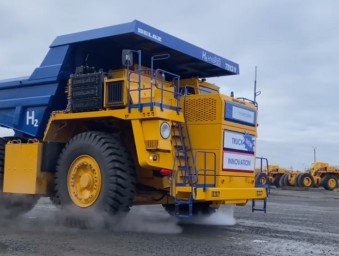 БЕЛАЗ проводит испытания 130-тонного карьерного самосвала с водородной топливной установкой