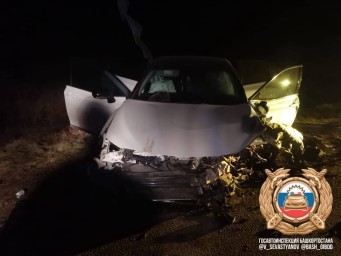 В Башкирии в ДТП с участием трех машин погибли водитель и пассажир ВАЗ-2115