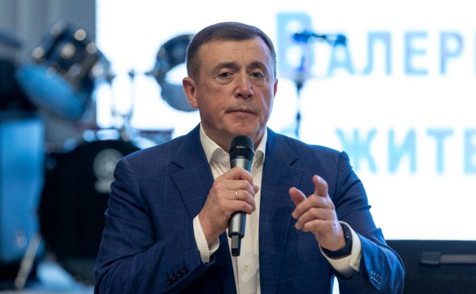 Губернатор Валерий Лимаренко встретится с жителями Южно-Курильского района Губернатор Валерий Лимаренко встретится с жителями Южно-Курильского района