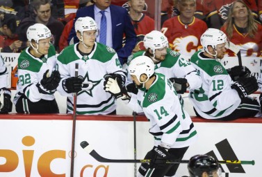 «Даллас» в гостях обыграл «Ванкувер» в матче НХЛ