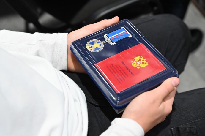 В Совете Федерации 31 октября наградят детей-героев