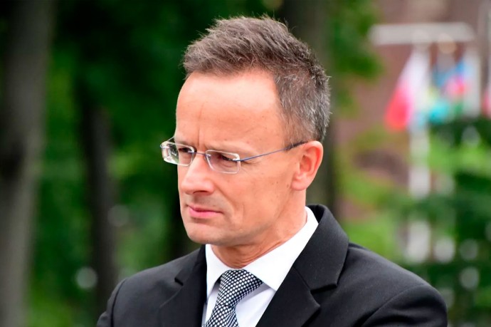 МИД Венгрии раскритиковал Польшу за отказ экстрадировать подозреваемого в теракте на «Северных потоках» МИД Венгрии раскритиковал Польшу за отказ экстрадировать подозреваемого в теракте на «Северных потоках»