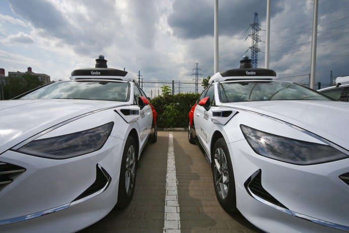45% россиян не готовы садиться в беспилотные автомобили