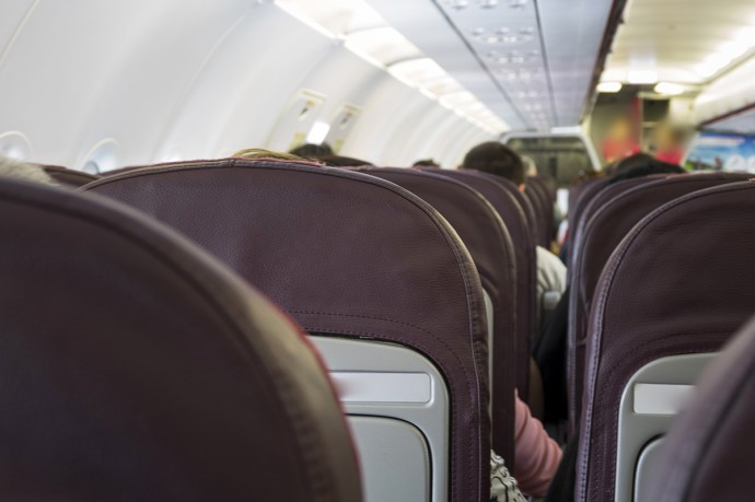 Рейс Дубай — Москва задержали из-за пассажирки, которая требовала выпивку Рейс Дубай — Москва задержали из-за пассажирки, которая требовала выпивку