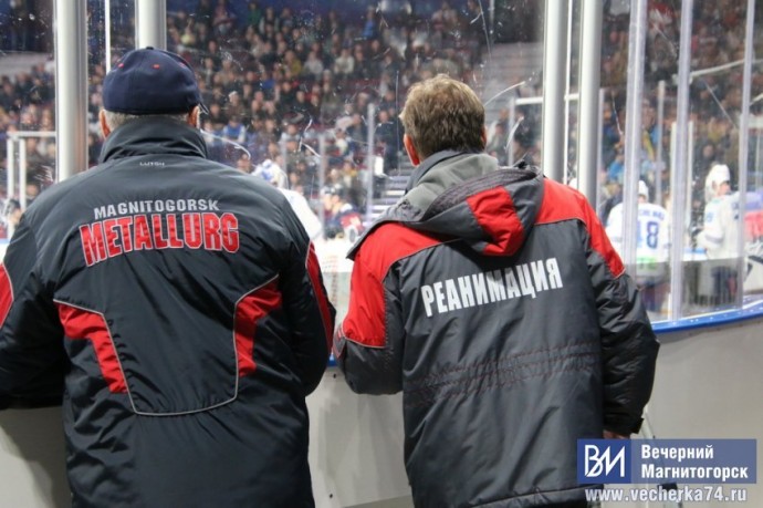 Экс-хоккеист "Металлурга" получил травму после возвращения в КХЛ Экс-хоккеист "Металлурга" получил травму после возвращения в КХЛ