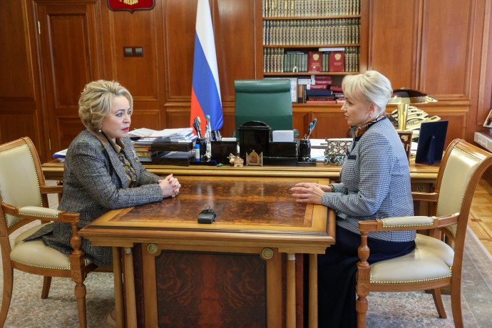 Матвиенко призвала мотивировать предприятия брать на практику учащихся ссузов Матвиенко призвала мотивировать предприятия брать на практику учащихся ссузов