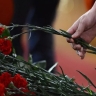 Вход в Новосибирский зоопарк превратили в стихийный мемориал в память о погибших животных