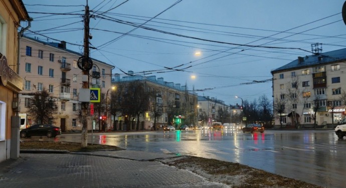 Дорожники обрабатывают Кострому от гололеда