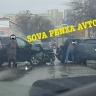 На улице Металлистов в Пензе в страшной аварии изуродовало две машины