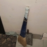 Повешенное в подъезде объявление напугало москвичей. Им грозят проклятием