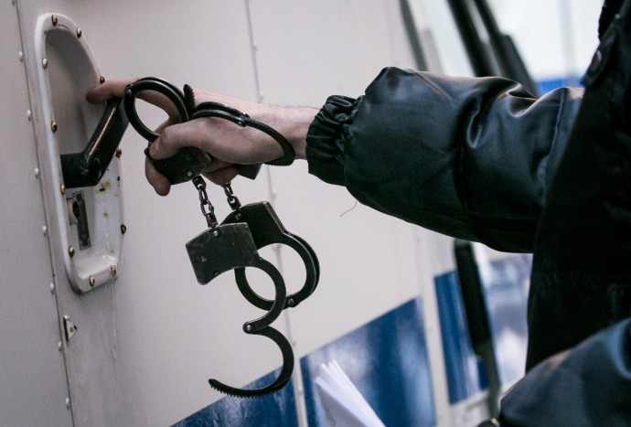 В Москве водитель такси изнасиловал 17-летнюю нетрезвую пассажирку