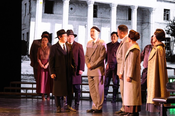 Саха театр открыл юбилейный 120-й творческий сезон Саха театр открыл юбилейный 120-й творческий сезон