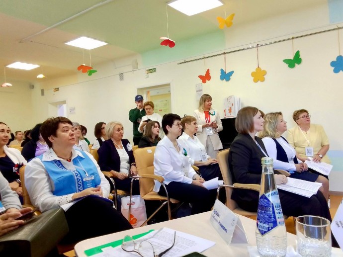 Ярославцы приняли участие во всероссийском форуме «Вместе – ради детей! Быть рядом!» Ярославцы приняли участие во всероссийском форуме «Вместе – ради детей! Быть рядом!»