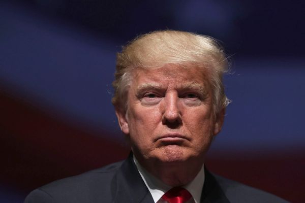 Трамп пригрозил немедленными вторичными санкциями за закупку нефти у Ирана