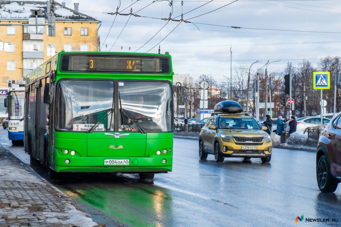 С 26 апреля продлеваются дачные маршруты: изменится движение четырёх автобусов