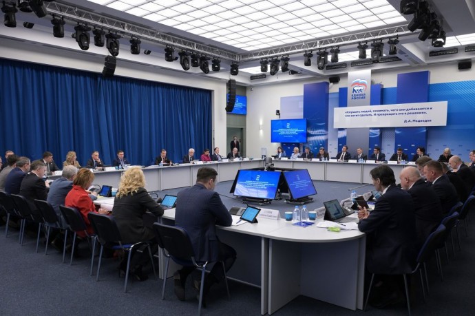 Единороссы подвели промежуточные итоги реализации народной программы