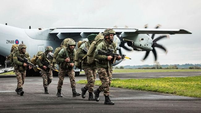 Times: Великобритания сократила число своих военных в Эстонии на треть