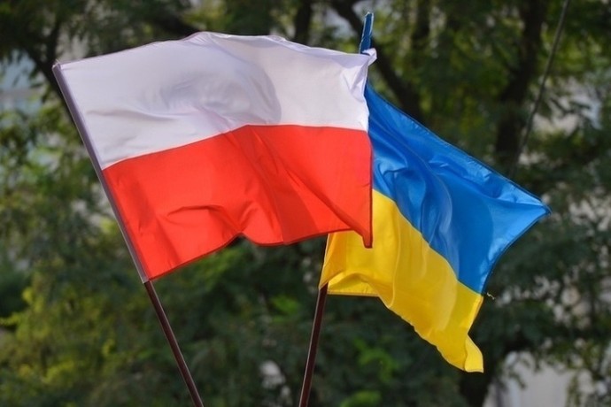 Депутат назвал польские власти сумасшедшими из-за платы по долгам Украины