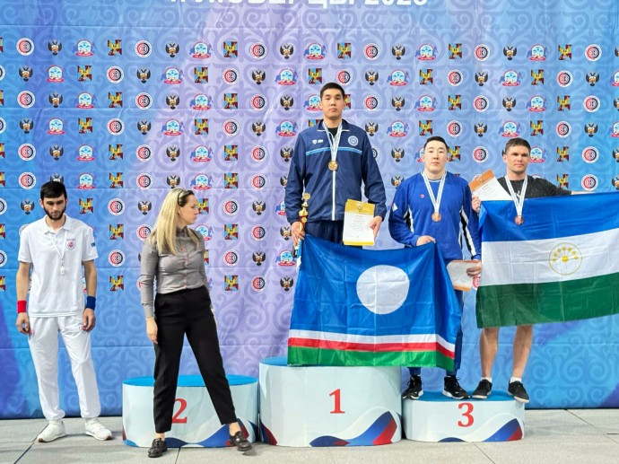 Четверо якутян стали чемпионами России по мас-рестлингу